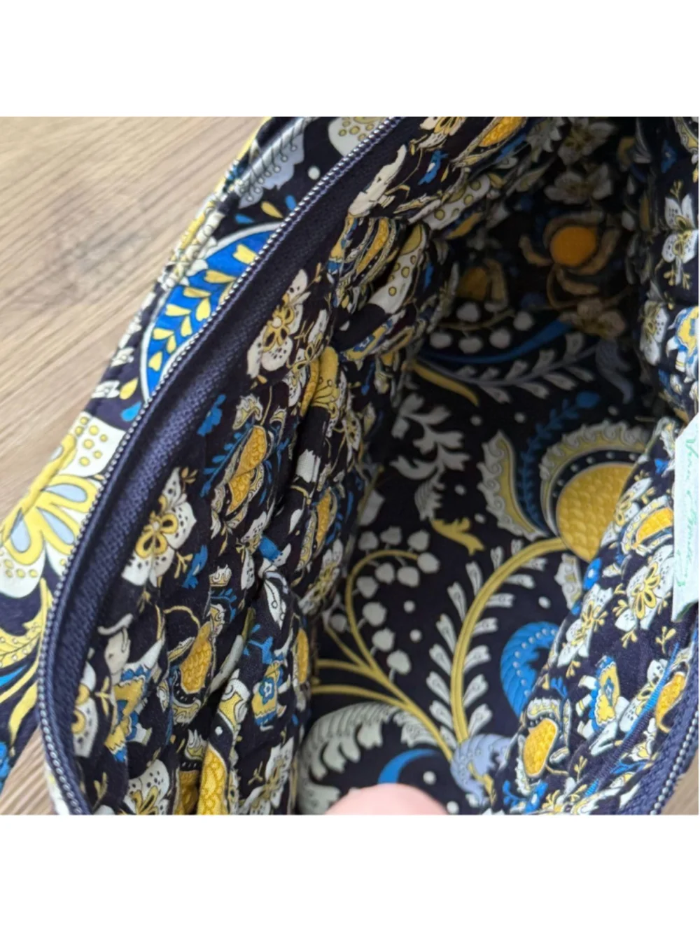 Vera Bradley Ellie Blue crossbody shoulder bag